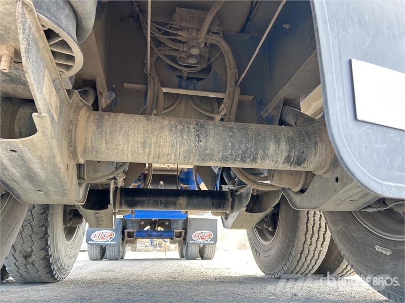  BTE 8.2 m Quad Dog End Dump Trailer Damperli römorklari