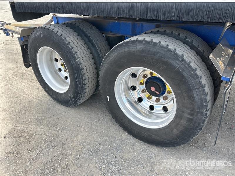  BTE 8.2 m Quad Dog End Dump Trailer Damperli römorklari