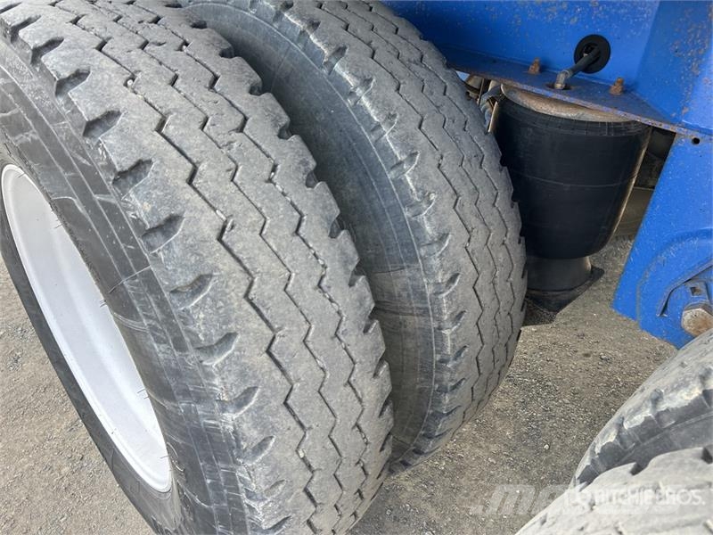  BTE 8.2 m Quad Dog End Dump Trailer Damperli römorklari