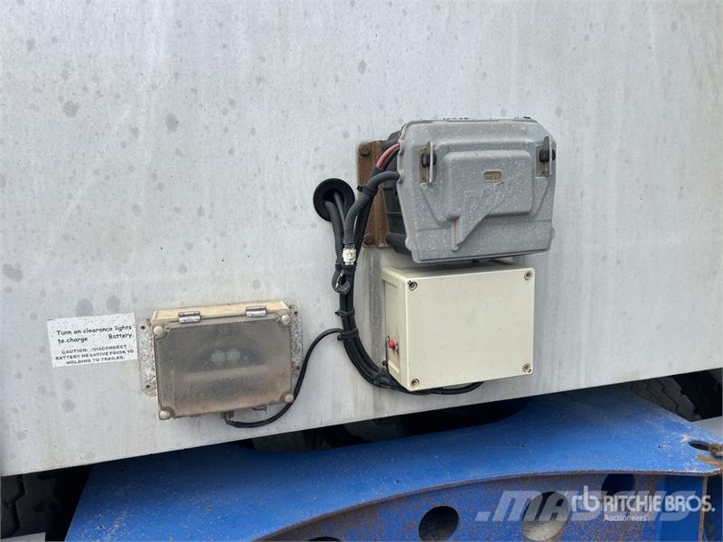  BTE 8.2 m Quad Dog End Dump Trailer Damperli römorklari