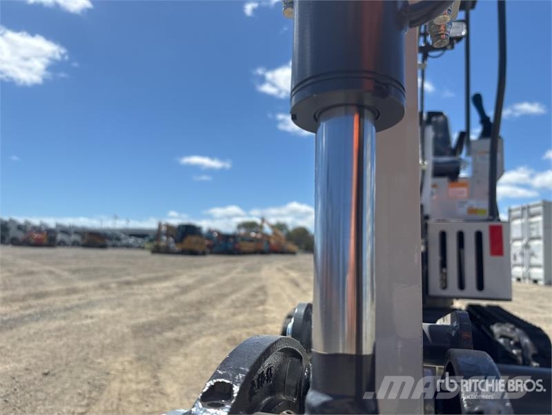 BTTL 15 Mini Excavator (Unused) Mini excavators < 7t (Mini diggers)
