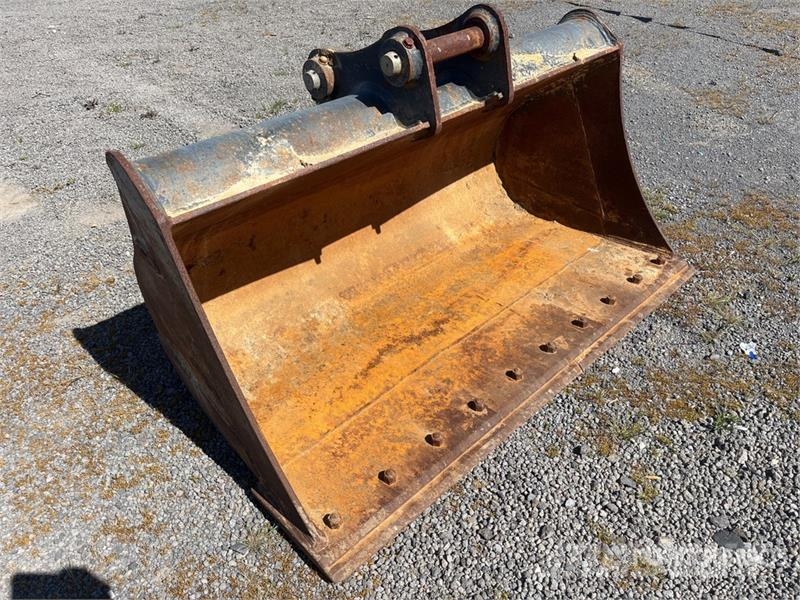 Bucketman 1530 mm Cleanup Excavator Bucket - Fits دلاء