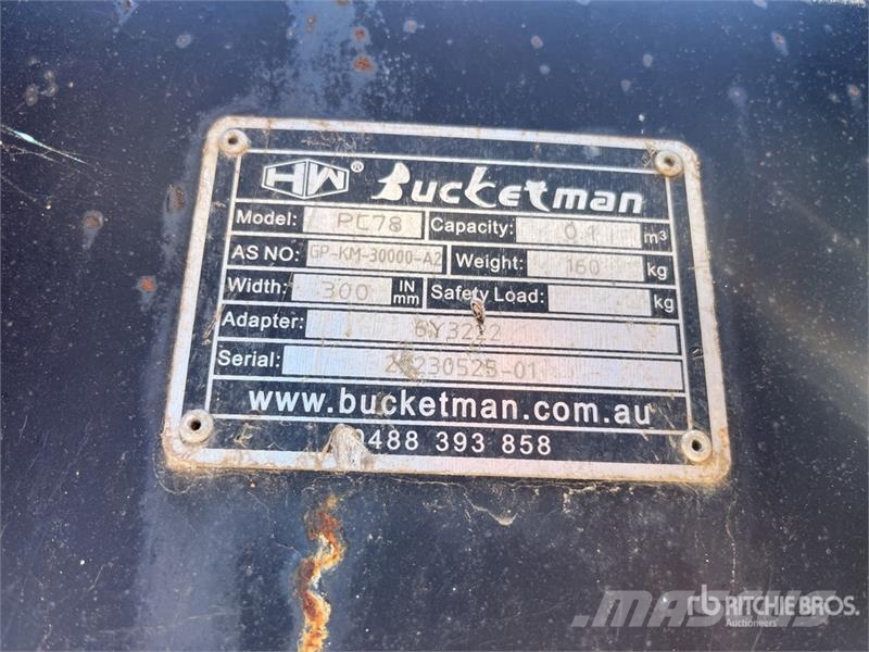 Bucketman 300 mm Q/C Digging Excavator Bucket - Fi دلاء