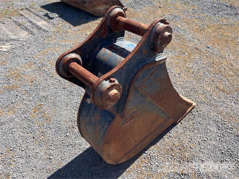 Bucketman 320 mm Q/C Cleanup Excavator Bucket - Fi دلاء
