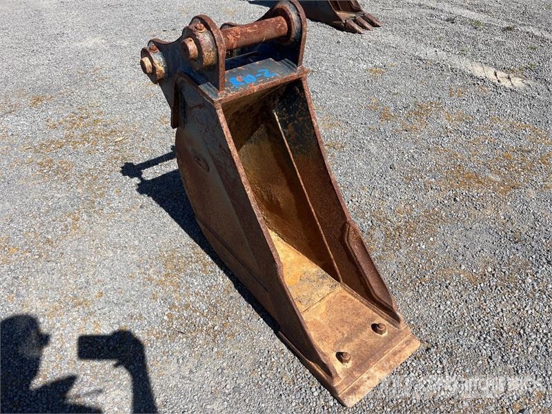 Bucketman 320 mm Q/C Cleanup Excavator Bucket - Fi دلاء