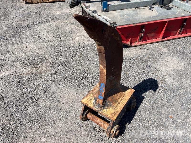 Bucketman Q/C Excavator Ripper - Fits Hitachi ZX85 스크레퍼