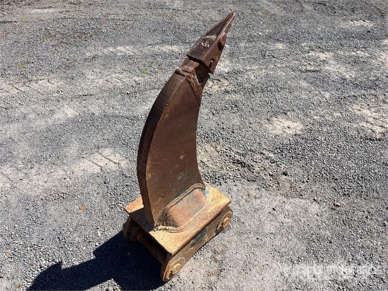 Bucketman Q/C Excavator Ripper - Fits Hitachi ZX85 스크레퍼