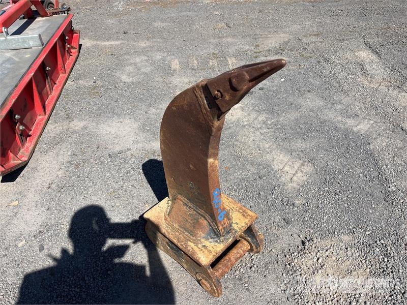 Bucketman Q/C Excavator Ripper - Fits Hitachi ZX85 스크레퍼