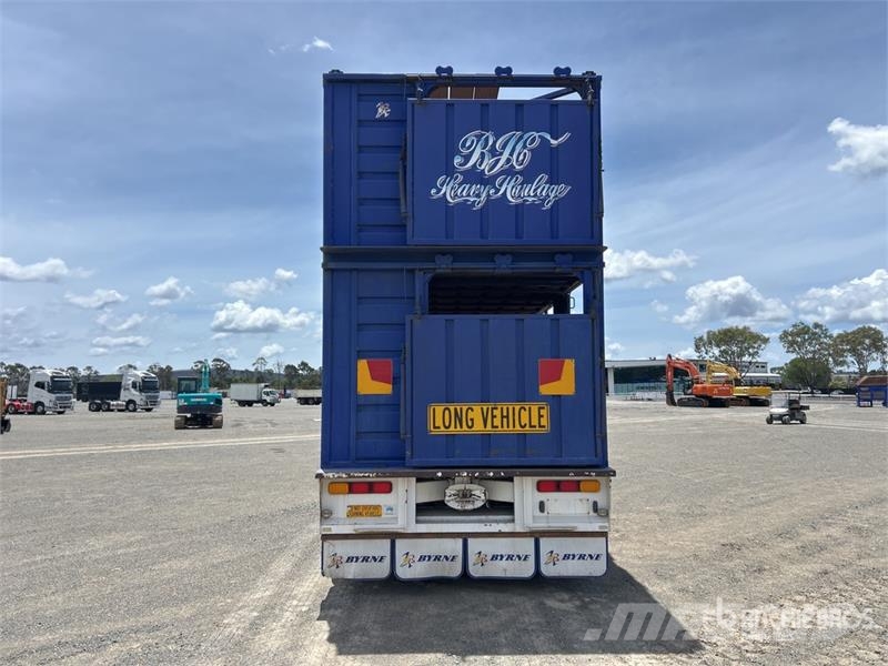 Byrne 12.3 m Tri/A Livestock Trailer Prikolice za prijevoz stoke