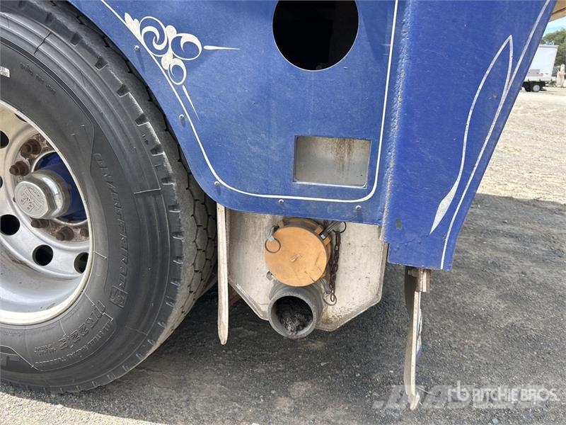 Byrne 12.3 m Tri/A Livestock Trailer Prikolice za prijevoz stoke