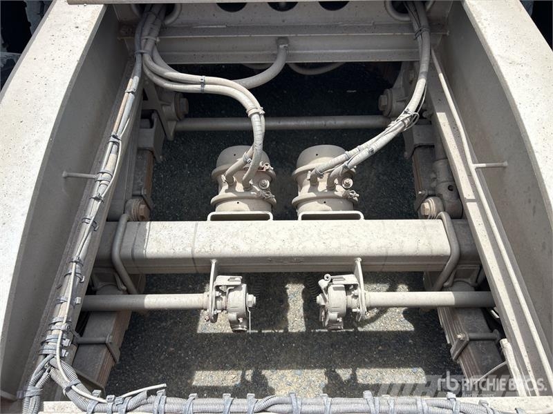  Byrne 6.3 m Tri/A B-Double Lead Livestock Trailer Prikolice za prijevoz stoke