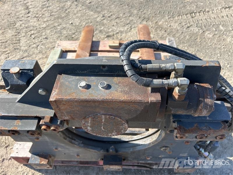 Cam 1220 mm Rotating Fork Attachment Forks