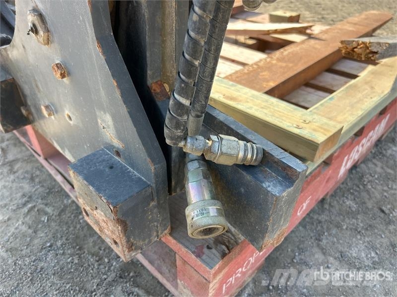 Cam 1220 mm Rotating Fork Attachment Forks