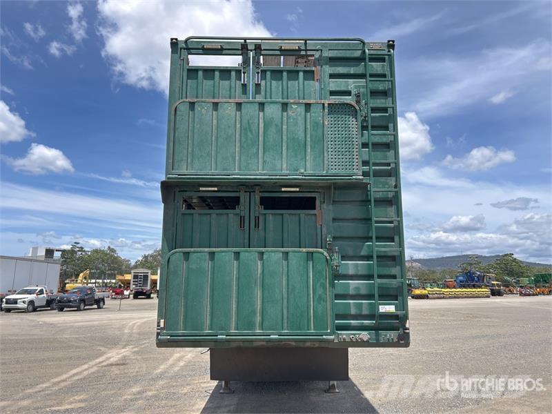 Cannon 12.3 m Tri/A Livestock Trailer Prikolice za prijevoz stoke