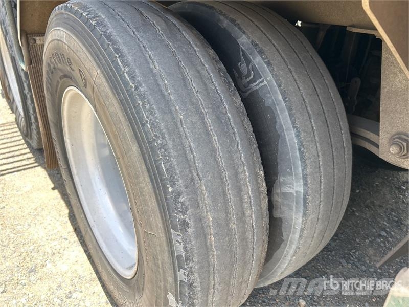 Cannon 12.3 m Tri/A Livestock Trailer Prikolice za prijevoz stoke