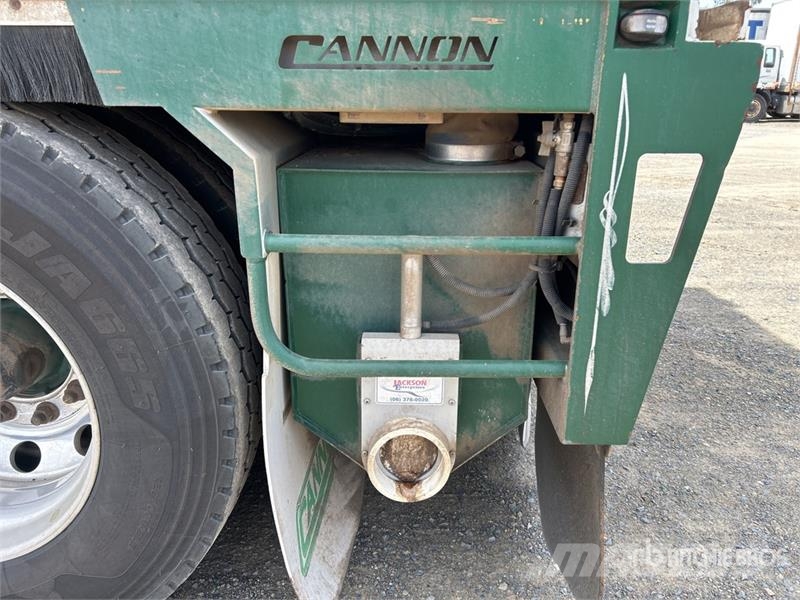 Cannon 12.3 m Tri/A Livestock Trailer Prikolice za prijevoz stoke