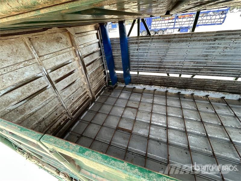 Cannon 12.3 m Tri/A Livestock Trailer Prikolice za prijevoz stoke