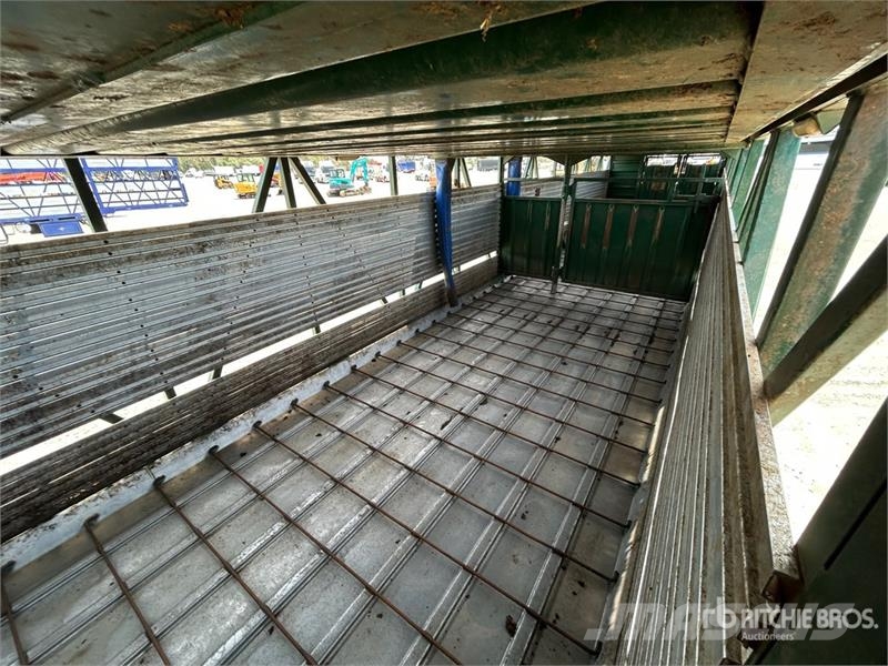 Cannon 12.3 m Tri/A Livestock Trailer Prikolice za prijevoz stoke