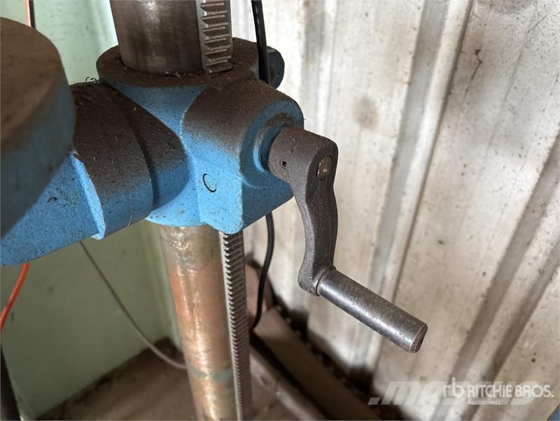 Carbatec Electric Pedestal Drill Other components