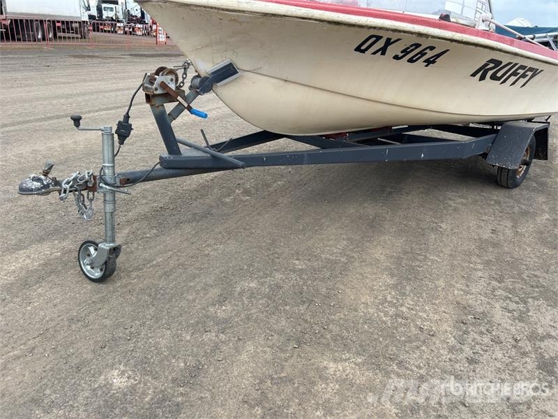 Caribbean 14 ft Bay Boat w/1987 Custom Made S/A Tr Drugi deli