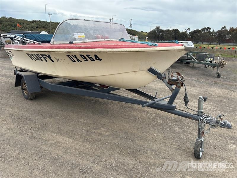 Caribbean 14 ft Bay Boat w/1987 Custom Made S/A Tr Drugi deli