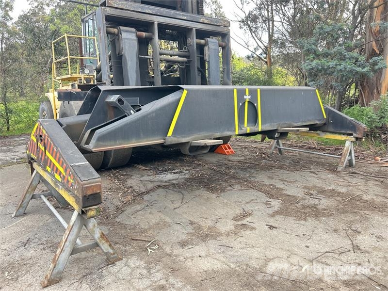 Cascade 6040 mm Container Handler Fork Attachment Forks