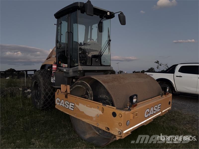 CASE 1100EX-D Smooth Drum Compactor Single drum rollers