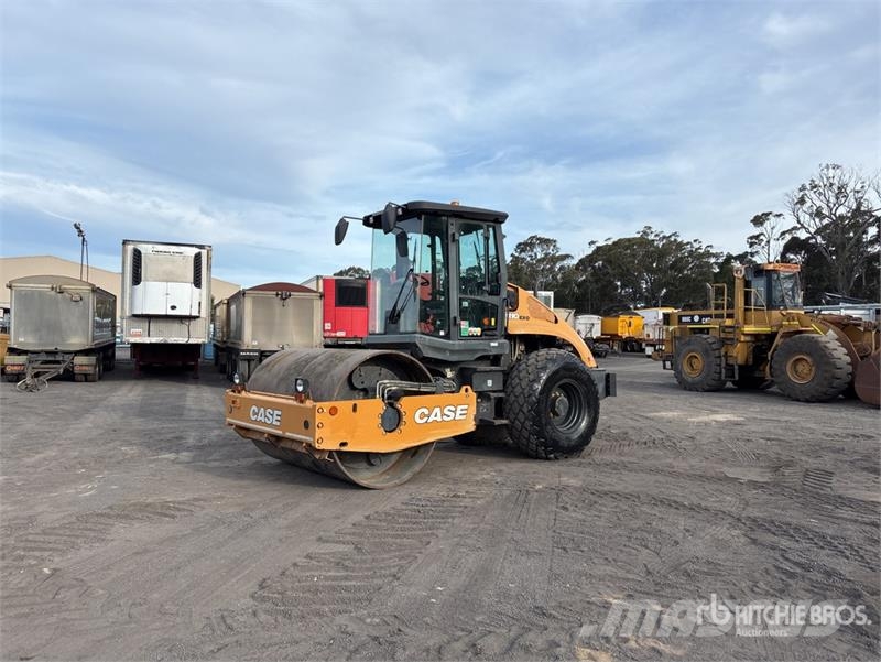 CASE 1100EX-D Smooth Drum Compactor Enkelt tromle