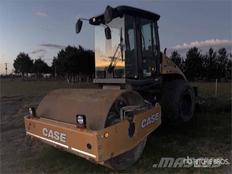 CASE 1100EX-D Smooth Drum Compactor Single drum rollers