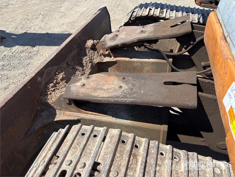 CASE CX135SR Tracked Excavator Pásové rýpadlá