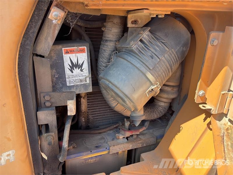CASE CX135SR Tracked Excavator Pásové rýpadlá