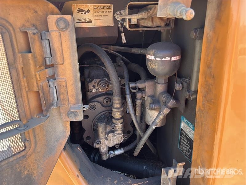 CASE CX135SR Tracked Excavator Pásové rýpadlá