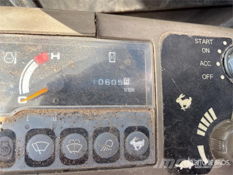 CASE CX135SR Tracked Excavator Pásové rýpadlá
