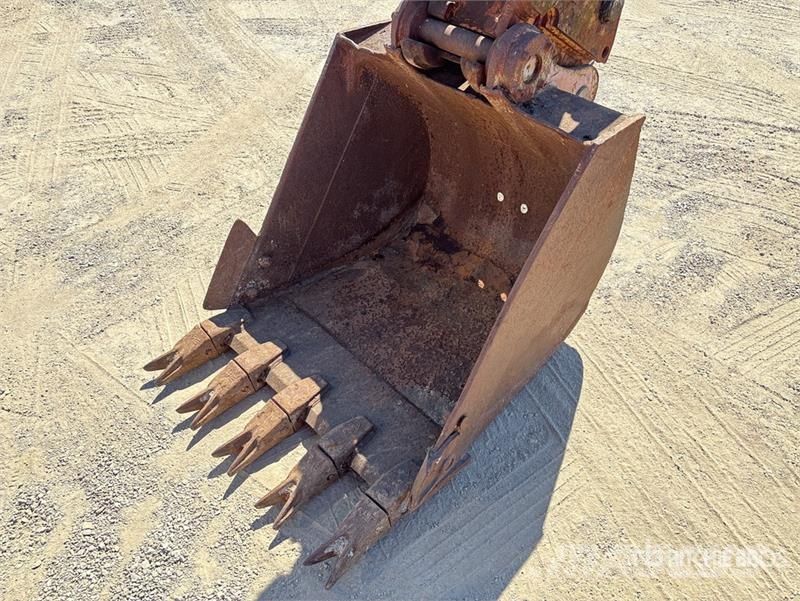 CASE CX135SR Tracked Excavator Pásové rýpadlá