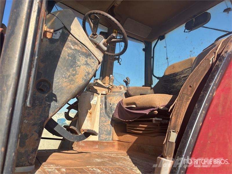 CASE Maxxum 130 4WD Tractor Tractors