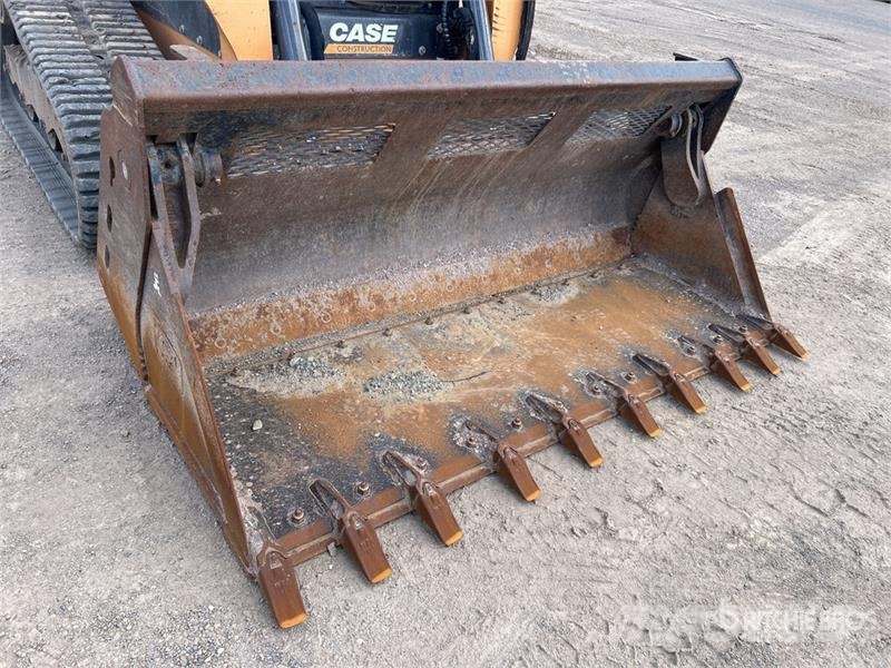 CASE TR310B Skid steer loaders