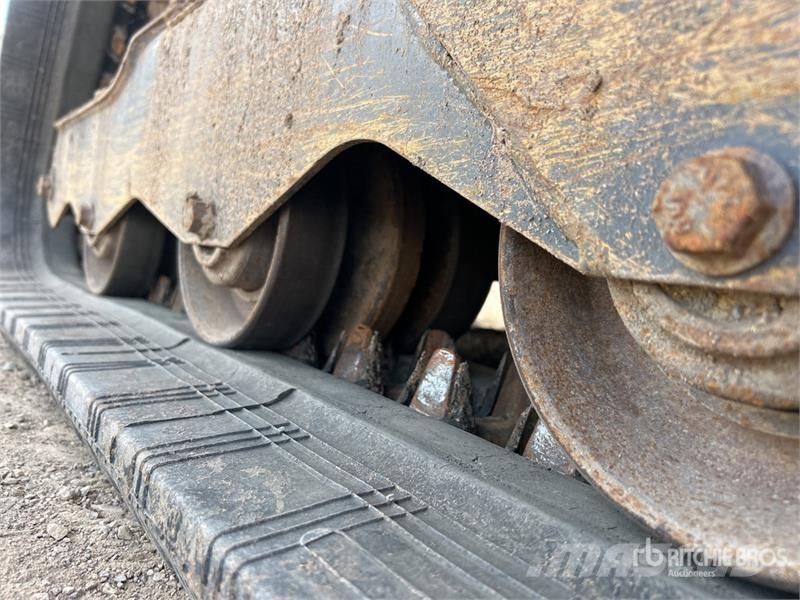CASE TR310B Skid steer loaders