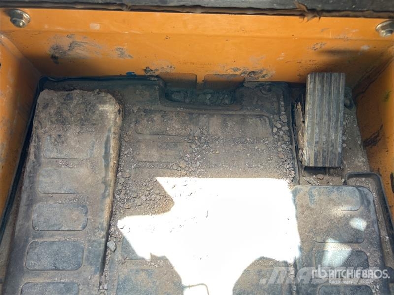 CASE TR310B Skid steer loaders
