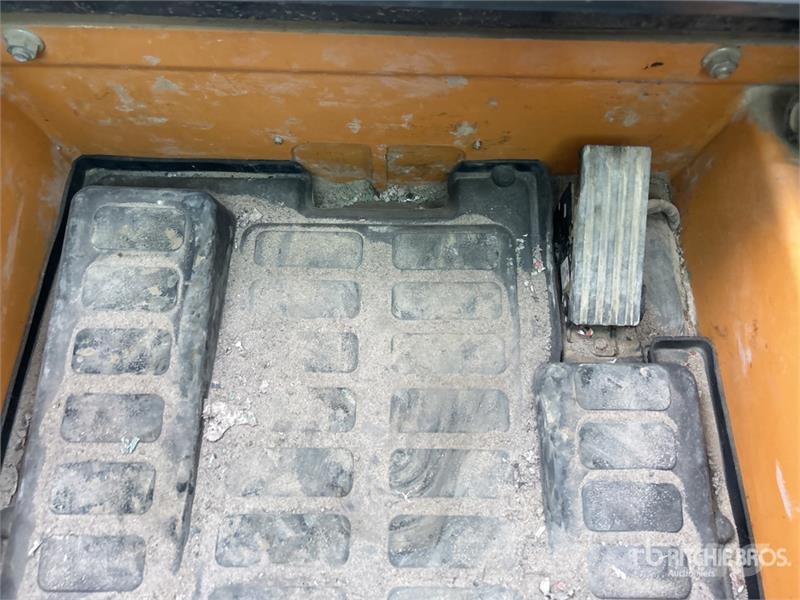 CASE TR340B Skid steer loaders