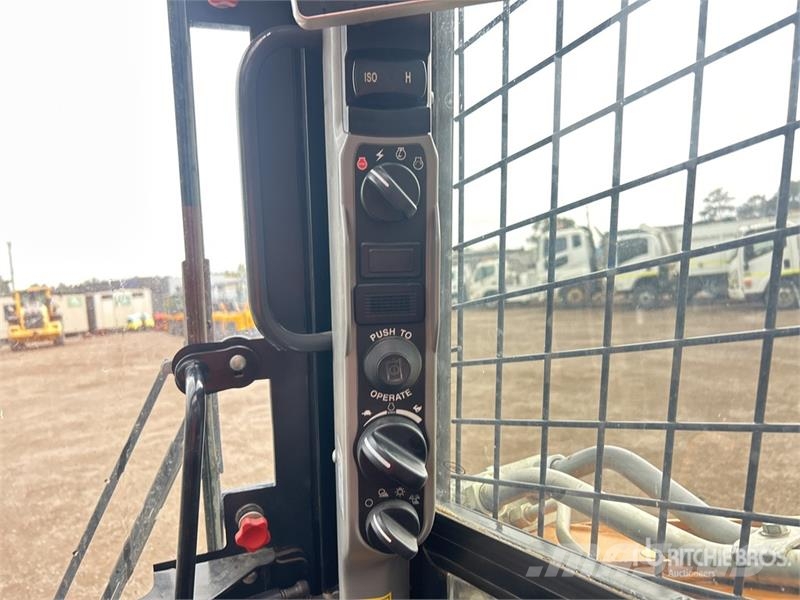 CASE TR340B Skid steer loaders
