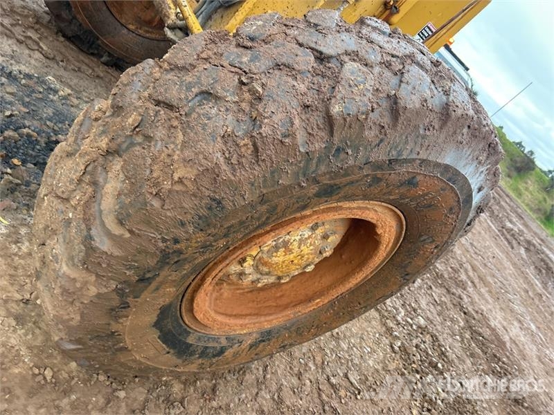 CAT 12G Motor Grader Grejdery