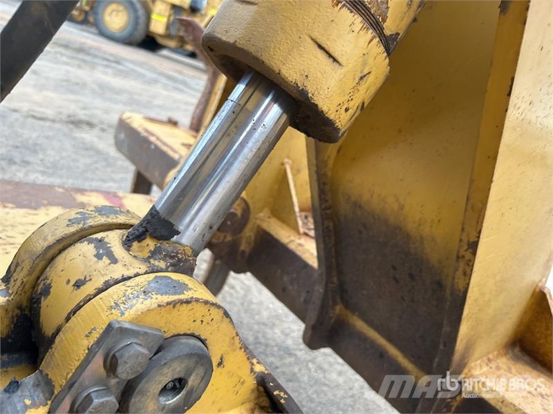 CAT 12M Motor Grader Greideriai