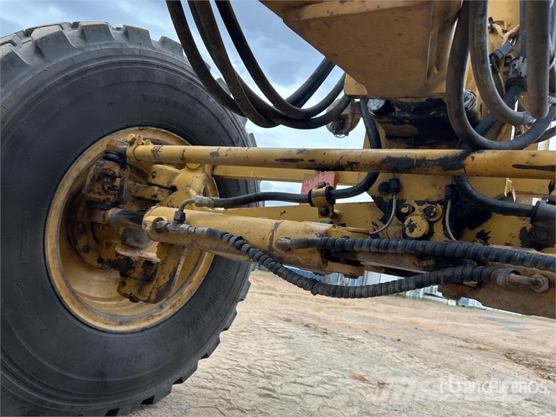 CAT 12M Motor Grader Greideriai