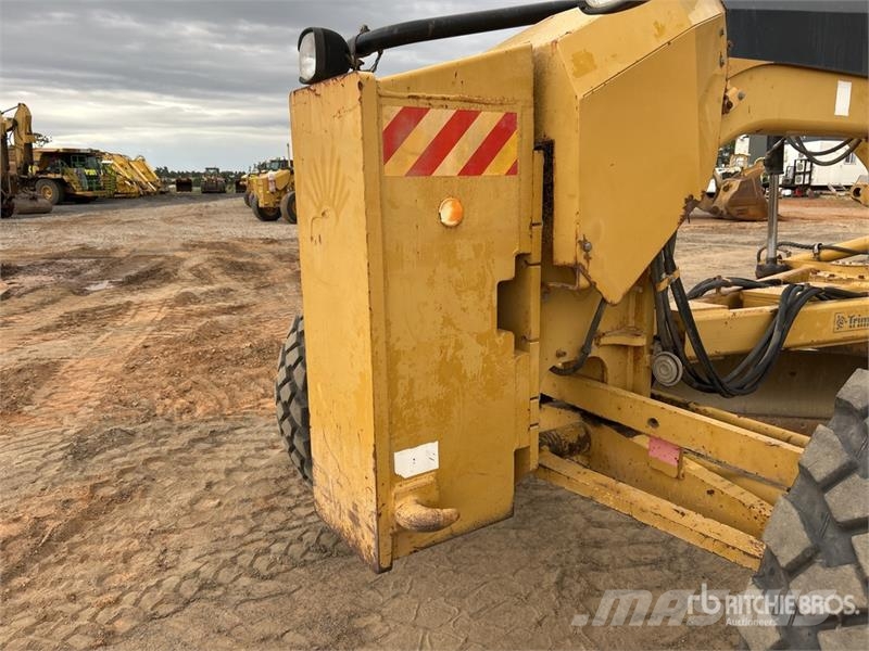 CAT 12M Motor Grader Greideriai