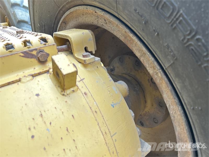 CAT 12M Motor Grader Greideriai