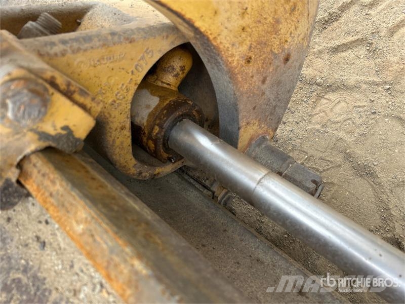 CAT 12M Motor Grader Greideriai