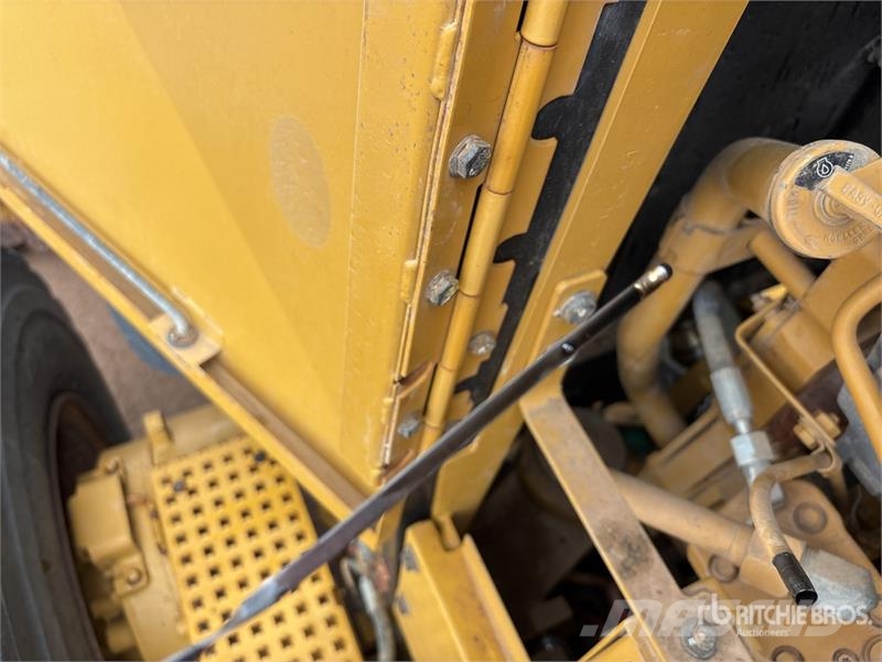 CAT 12M Motor Grader Grederji