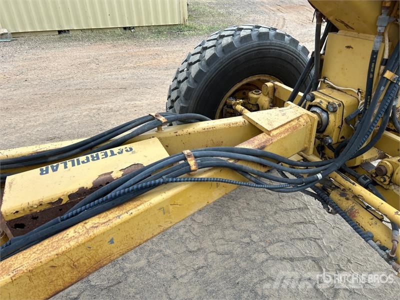 CAT 12M Motor Grader Greideriai