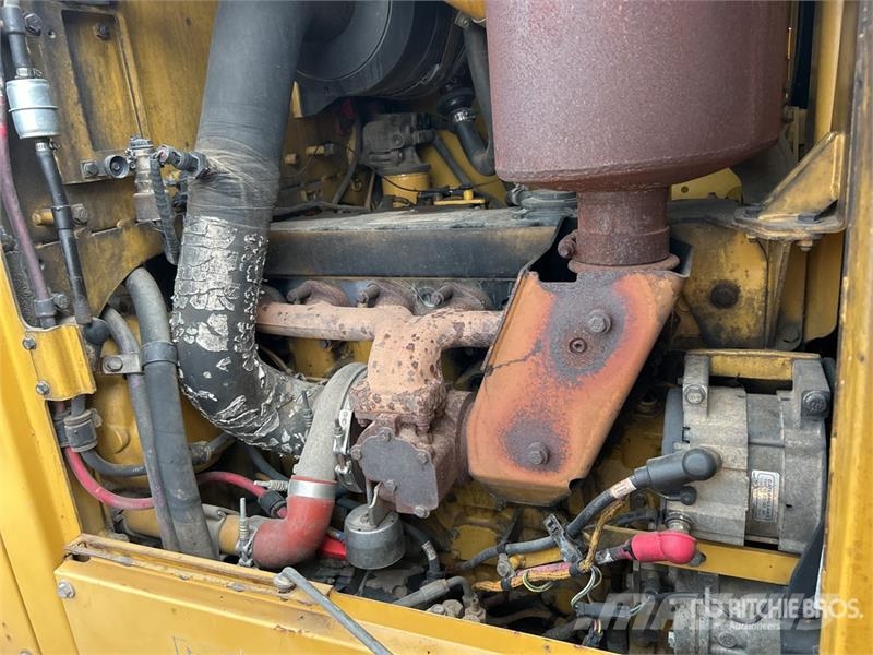 CAT 12M Motor Grader Greideriai
