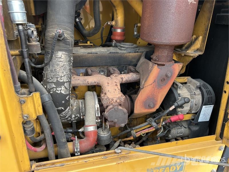 CAT 12M Motor Grader Greideriai